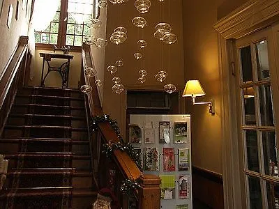 Relais Saint Louis, Logis Hotell