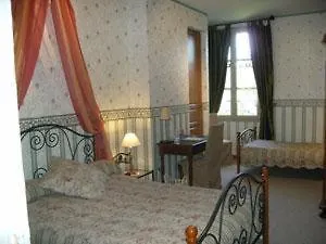 Relais Saint Louis, Logis Hotell