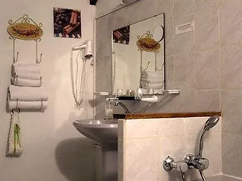 Relais Saint Louis, Logis 3*