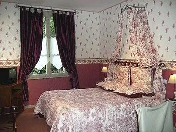 Relais Saint Louis, Logis 3* Bellême