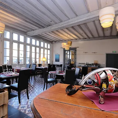 Relais Saint Louis, Logis 3* Belleme