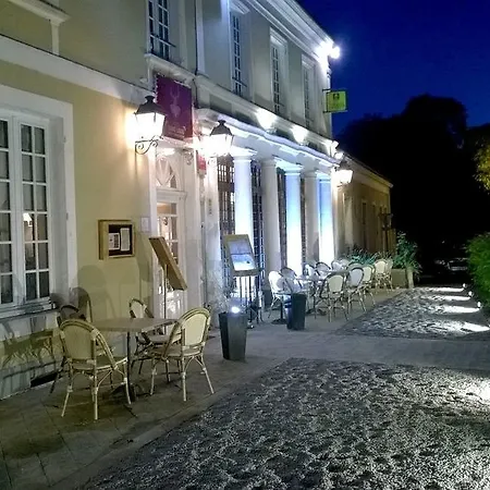 Relais Saint Louis, Logis Hotell 3*
