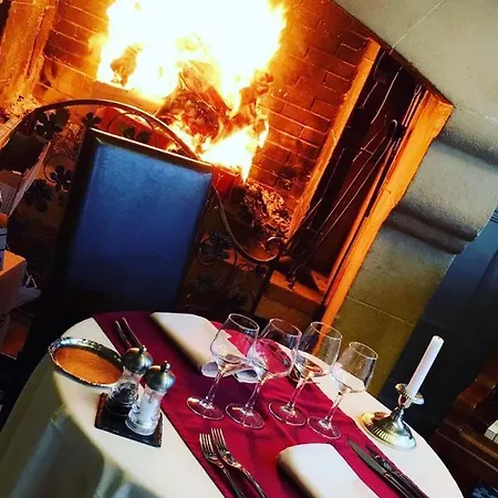 Relais Saint Louis, Logis Hotell 3*