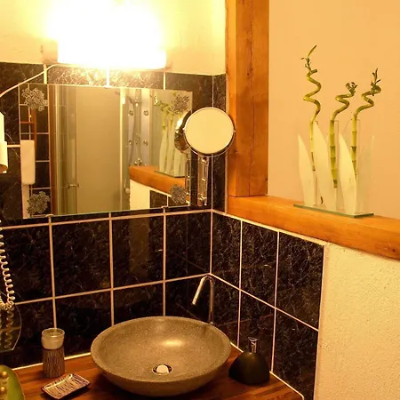 Relais Saint Louis, Logis Hotell 3*