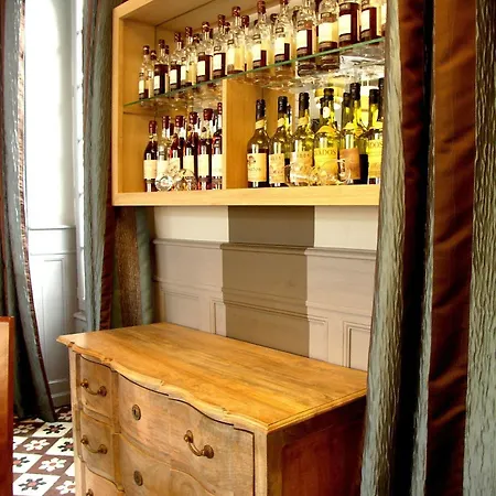 Relais Saint Louis, Logis Hotell 3*
