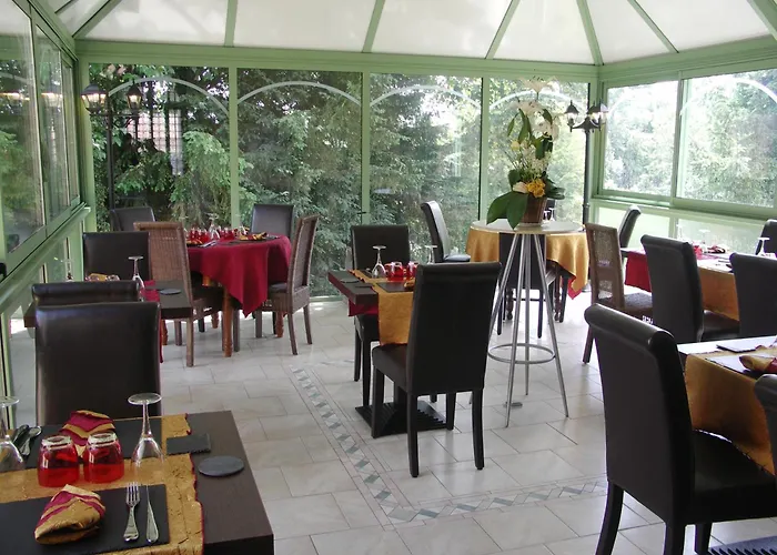 Relais Saint Louis, Logis