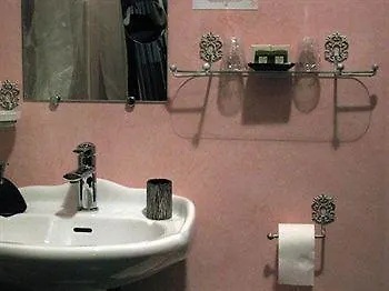 Relais Saint Louis, Logis Hotell Belleme