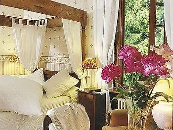 Relais Saint Louis, Logis Hotell 3*