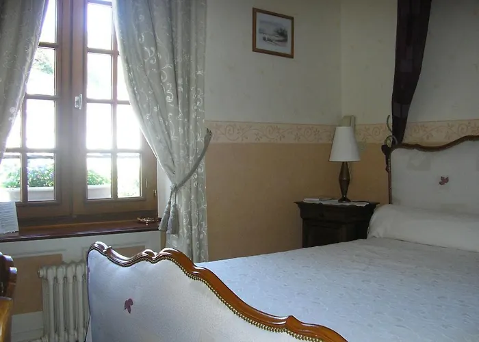 Relais Saint Louis, Logis Hotell 3*