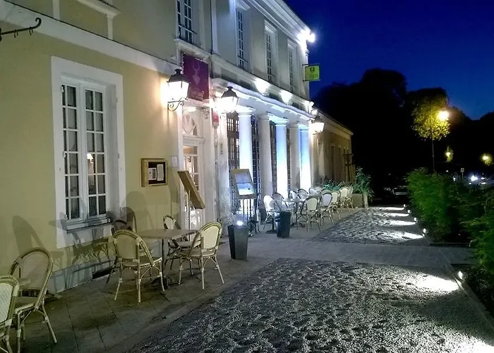 Relais Saint Louis, Logis Hotell 3*