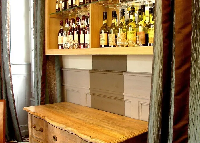 Relais Saint Louis, Logis Hotell 3*